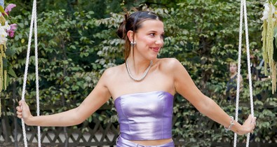 Millie Bobby Brown falatnyi bikiniben pózol, férje osztotta meg róla a pikáns fotót