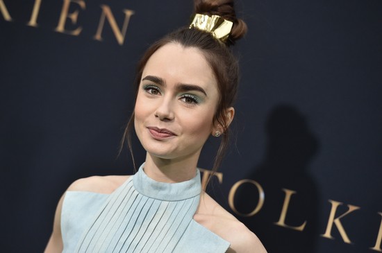 Van, aki utálja az Emily Párizsbant: így reagált rá Lily Collins