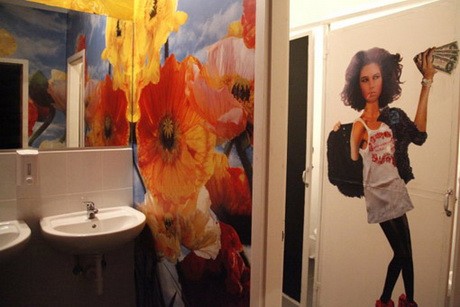 Mojzes Dóra és Abodi Dóra közös showroomja 2.