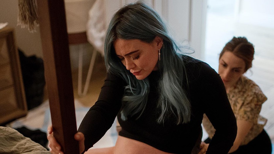 Hilary Duff őszinte képeket osztott meg harmadik gyermeke születéséről a közösségi oldalain