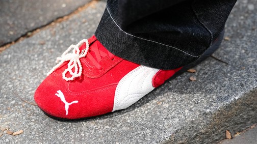 Készülj, mert ez lesz az ősz legmenőbb cipőtrendje: pazar árnyalatban érkezik