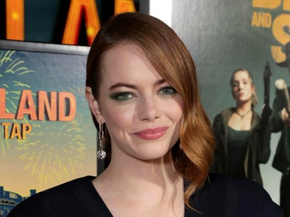 Emma Stone ebben a szuper ruhában újra megcsillogtatta kifinomult stílusát