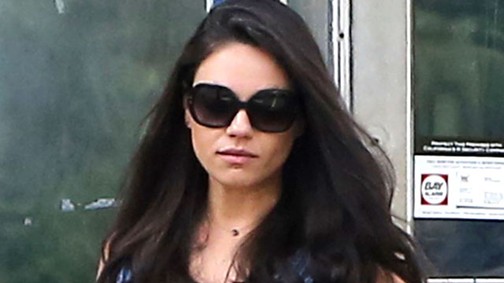 Mila Kunis pocakja óriási, nézd milyen cuki kismama