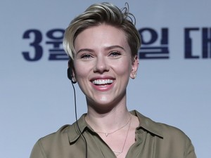 Mai szerelem: Scarlett Johansson szexi slágere