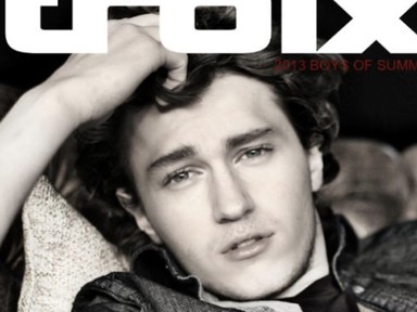 Miley Cyrus öccse modell lett