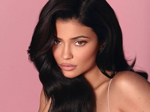 Kevés ízléstelenebb dolog van Kylie Jenner nadrágjánál