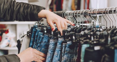 Túltermelés, túlfogyasztás és a divatipar válasza a problémára