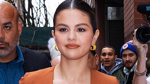 Hoppá: Selena Gomez egy Rachel-frizurát villantott