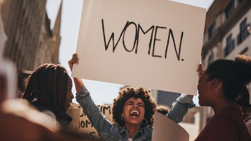 A menstruáció, a csikló és a szeméremajkak - miért érdemeltek tiltást ezek a szavak?