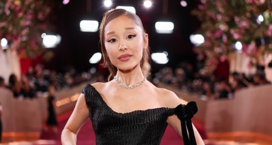 Ariana Grande álomszép ruhája minden képzeletet felülmúl, óriási meglepetést okozott a Golden Globe-on