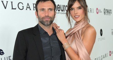 10 év után szakított az álompár! Pedig Alessandra Ambrosio mindent feladott családjáért!