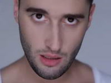 Viktor új klipjével a nemzetközi piacon is hódít?