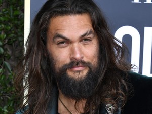 Őrület: Jason Momoa nem akárhogy ment a Golden Globe-ra