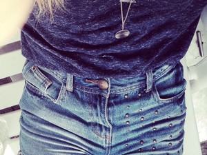 Sonya kihasználja az utolsó napsugarakat