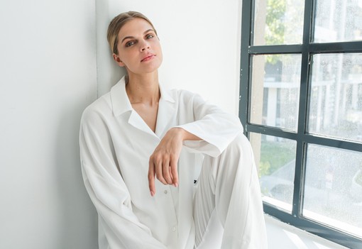 A Nonplus magyar divatmárka a szerénységet és a szeretetteljes létezést is divatba hozza