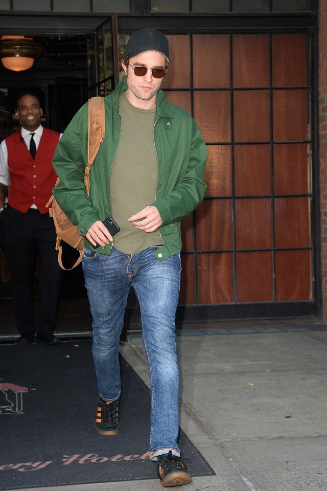 Robert Pattinson street style