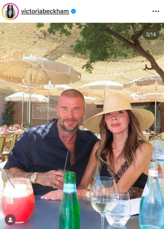 David Beckham és Victoria Beckham élvezik a nyaralás minden percét
