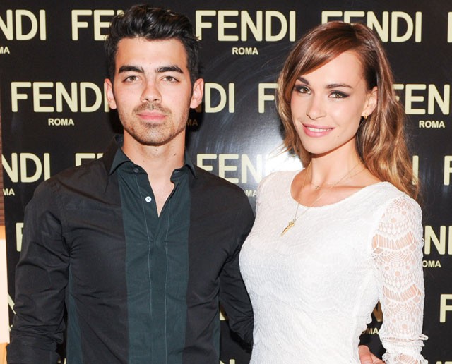 joe jonas, sophie turner, járnak, sztárpár, trónok harca, gigi hadid, szakítás