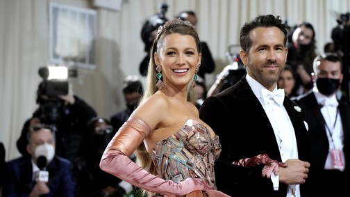Blake Lively a leggyönyörűbb kismama, aki valaha vörös szőnyegre lépett