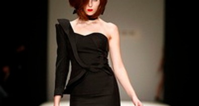 Egy egész ruhakollekciót loptak el - törölték a párizsi divatbemutatót