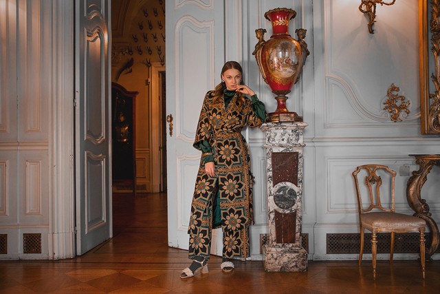 Időutazás a divatban: így kombináld a múltat idéző darabokat és a modern trendeket