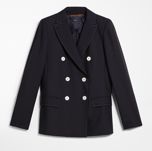 Ez a 10 tökéletes alapdarab a gardróbod kötelező eleme