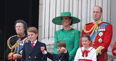 Lajos herceg ismét hozta a formáját, és rommá cukiskodta Károly király születésnapi ceremóniáját
