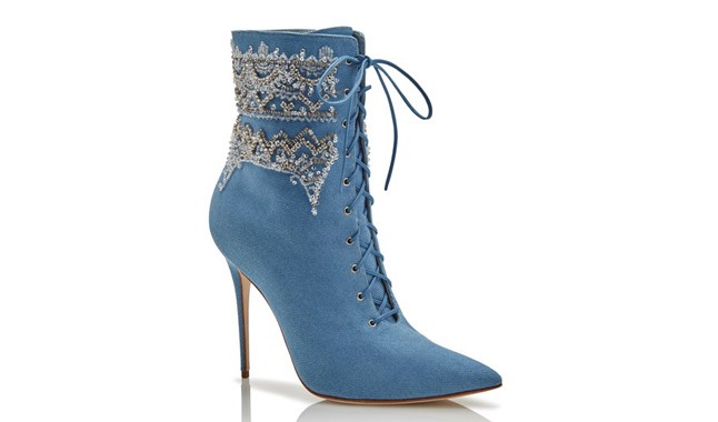 rihanna, manolo blahnik, cipő, kollaboráció, tűsarkú, alkalmi cipő, csizma, combközépig érő csizma