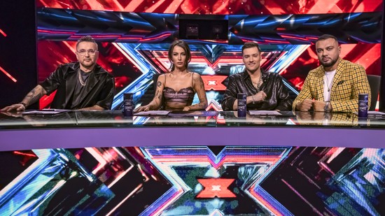 Szívszorító pillanatok az X-Faktor színpadán: kiderült, kinek kell búcsúznia egy hajszállal a finálé előtt