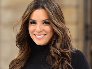 Eva Longoria megmutatta, mi lesz az idei legmenőbb ´nem tudom, mit vegyek neki´ karácsonyi ajándék