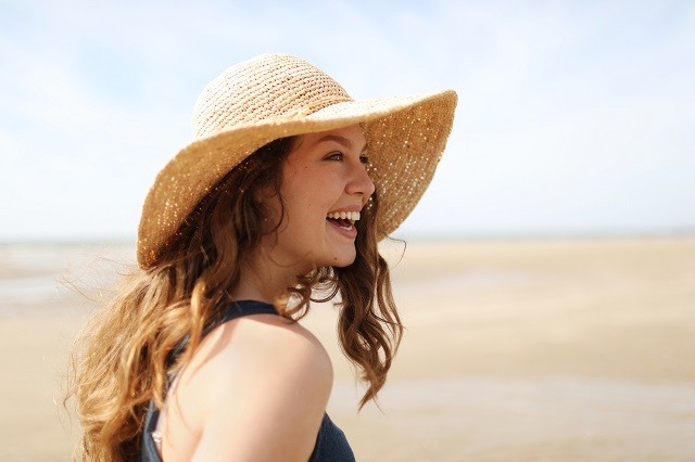 Tudd biztonságban a bőrödet nyáron is: így védheted a káros sugaraktól hatékonyan