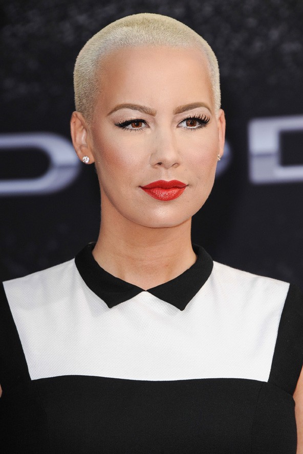 Ki gondolta volna, hogy Kanye West exe, Amber Rose Sinead O´Connor miatt lett kopasz? 