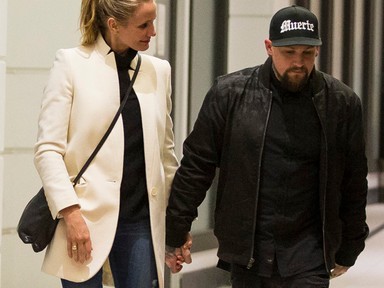 Tényleg várandós? Cameron Diaz takargatja a hasát