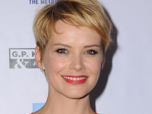 Ilyen gyönyörű volt Osvárt Andi a Los Angeles-i vörös szőnyegen!