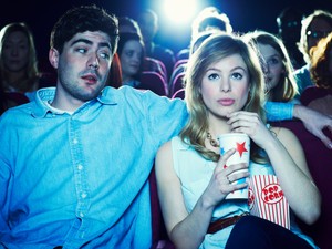 „Többet keresek, mint amennyit el tudsz költeni” - listáztuk a legszánalmasabb és a legötletesebb csajozós dumákat