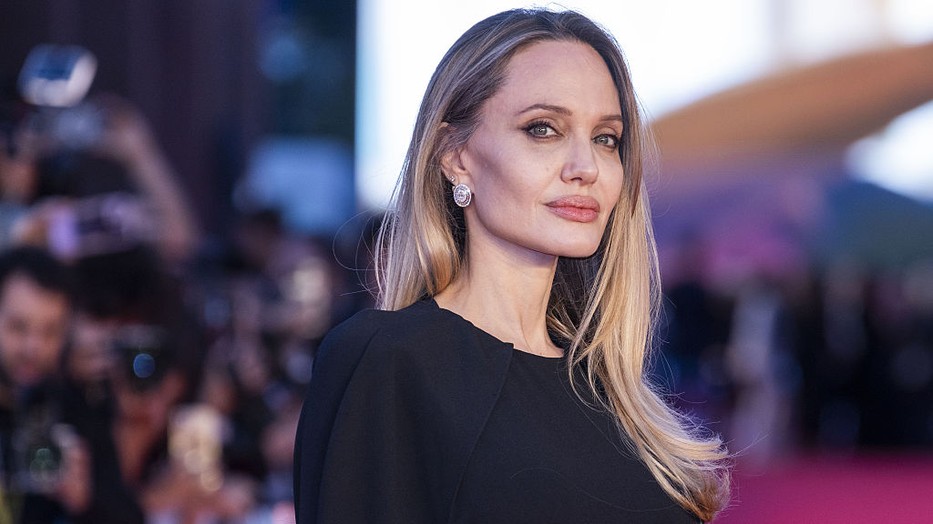 Angelina Jolie egyszerűen gyönyörű