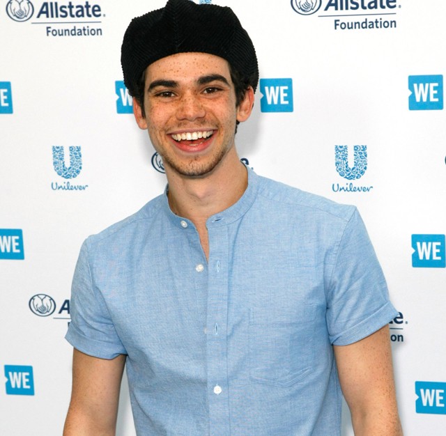 Borzalmas: Tragikus hirtelenséggel elhunyt a 20 éves Disney-sztár