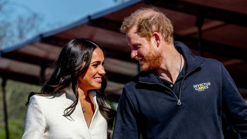 Imádják az emberek Harry és Meghan párosát, elég megnézni a képeket, hogy miért