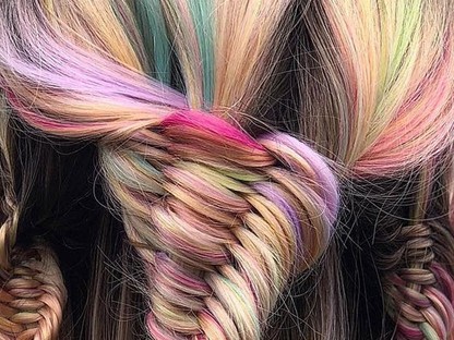 Hallottál már a DNS fonatról? Ez most a legtrendibb dolog az Instagramon