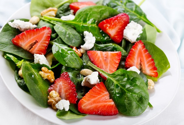 Készítsd el a hónap legfinomabb salátáját