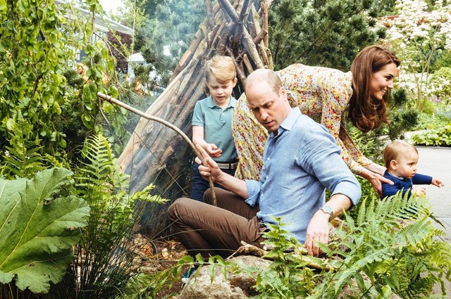 Vilmos íjjal tanítja lőni György herceget