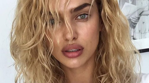 Irina Shayk új hajszíne nagyon extrém!