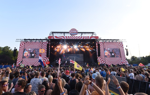 Ezekért az előadókért megy a GLAMOUR a Szigetre