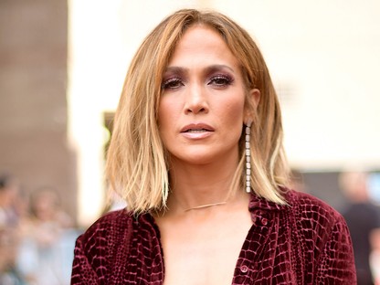 A legtöbb ember elhízott a karantén alatt, Jennifer Lopez csak még dögösebb lett