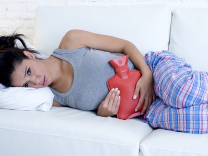 Természetes megoldások menstruációs görcsök ellen, ha unod a sok gyógyszert