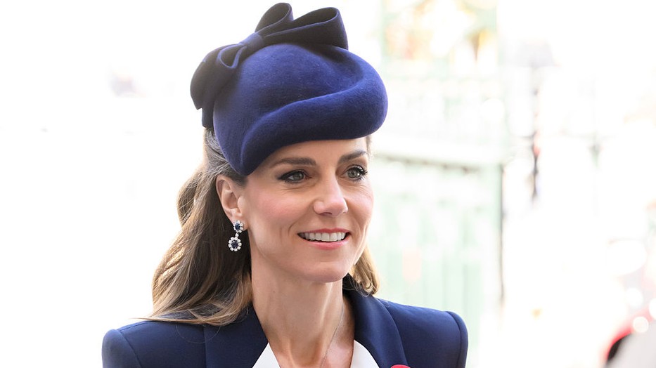 Katalin hercegné lenge nyári ruhába tündökölt