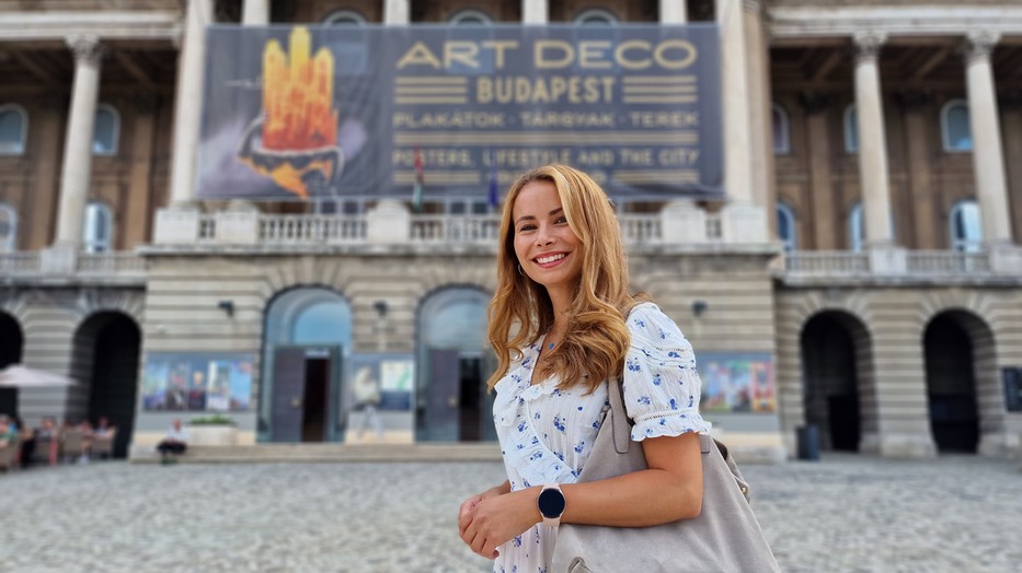 Viszkok Fruzsi virágos ruhája maga a nyári elegancia