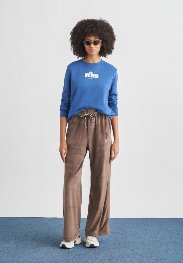 Nadrág NIKE - zalando.hu 15 590 Ft GLAMOUR-napok ideje alatt 20% kedvezménnyel 12472 Ft