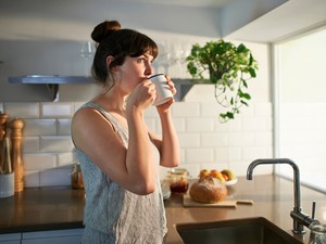 8 ártalmatlannak tűnő reggeli szokás, amivel a saját egészségedet szabotálod