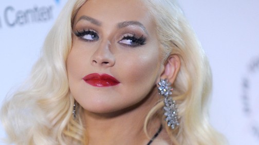 Christina Aguilera már NEM szőke! Elképesztő ez az új hajszín